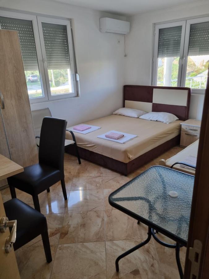 Apartmani Ani Bar Ngoại thất bức ảnh