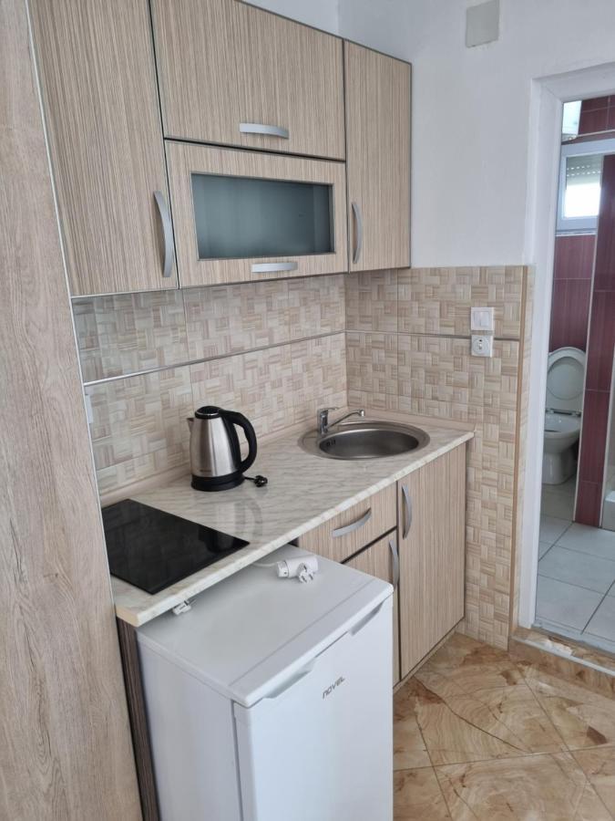 Apartmani Ani Bar Ngoại thất bức ảnh