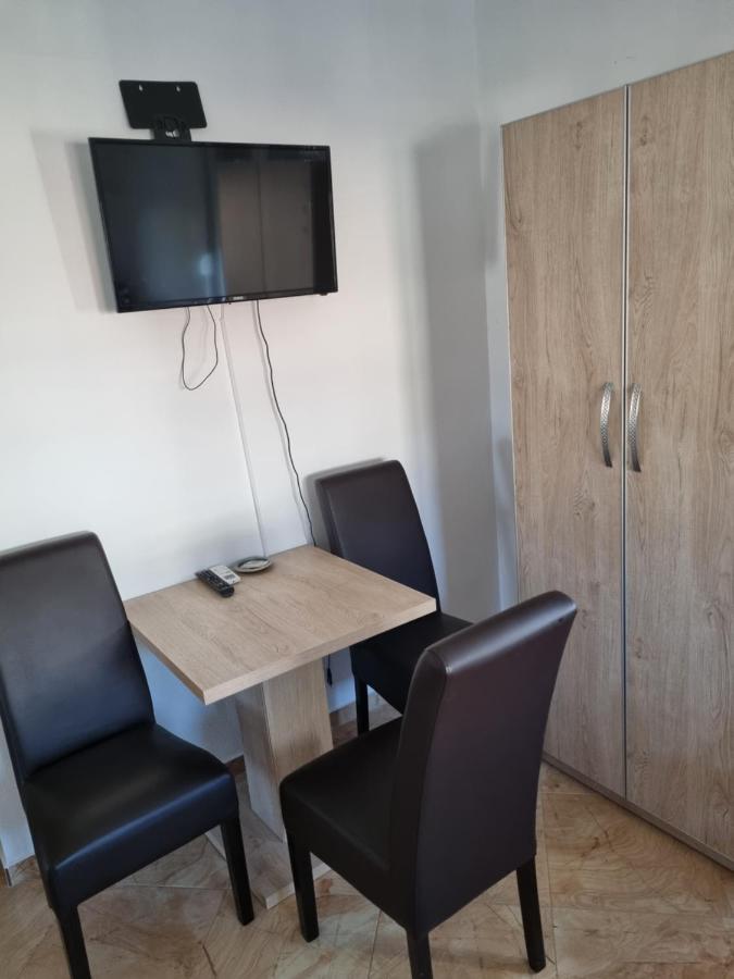 Apartmani Ani Bar Ngoại thất bức ảnh