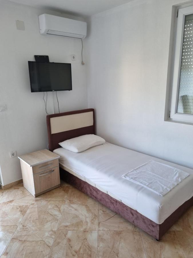Apartmani Ani Bar Ngoại thất bức ảnh