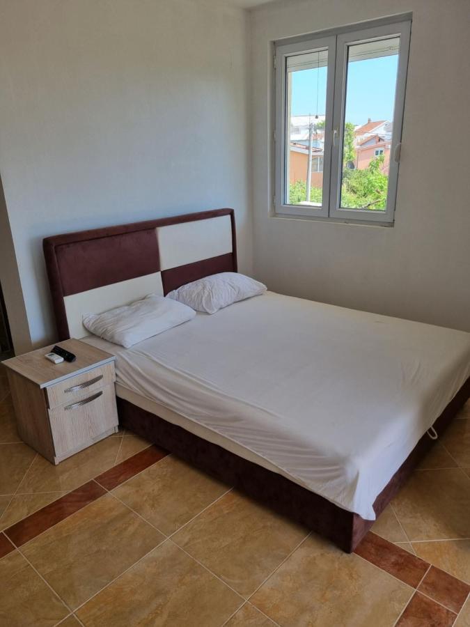 Apartmani Ani Bar Ngoại thất bức ảnh